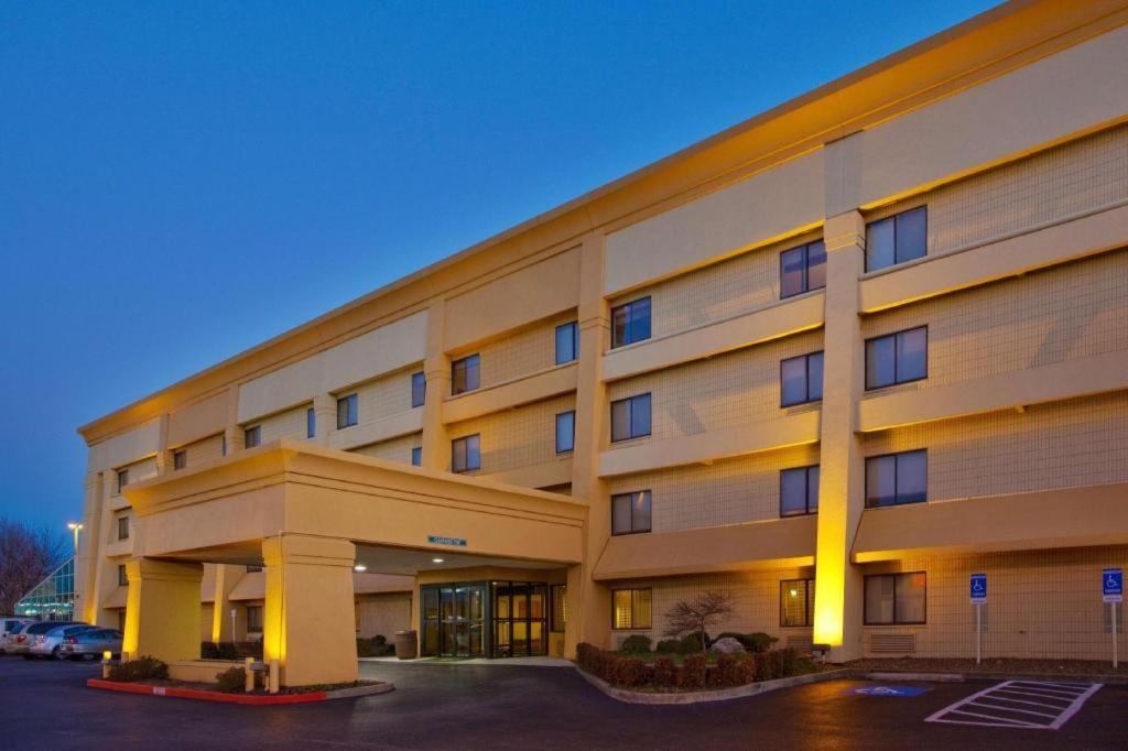 Hotel La Quinta By Wyndham Springdale Exterior foto